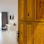 Camlik 87 Ayvalı