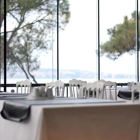 Otel çamlık 87 Ayvalık Ayvalı