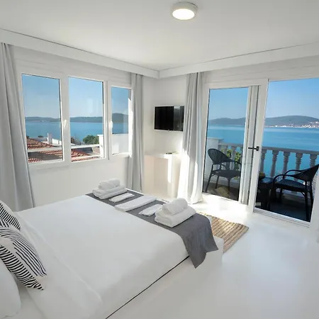 çamlık 87 Ayvalık Otel Ayvalı