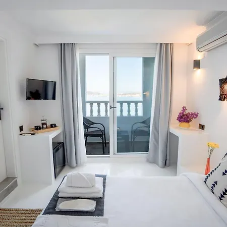 Otel çamlık 87 Ayvalık