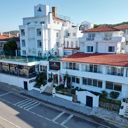 Otel çamlık 87 Ayvalık Ayvalı