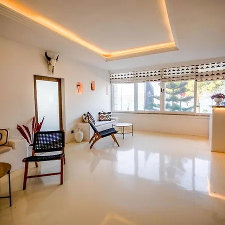 Otel çamlık 87 Ayvalık