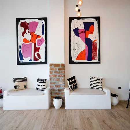 çamlık 87 Ayvalık Otel *