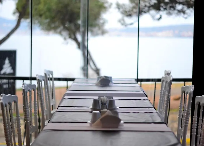 Camlik 87 Отель Айвалык